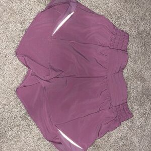🍋Lululemon Athletica Hottie Hot Mauve Athletic Shorts